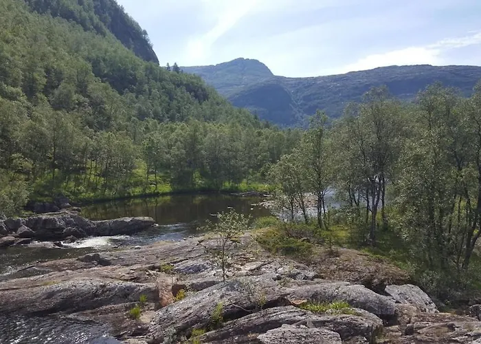 Spacious Wood 50 Min From Bergen *